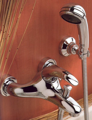 Torneiras, Lavatórios