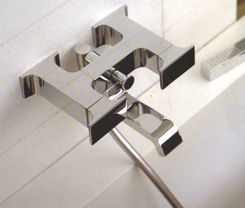 Torneiras, Sanitários